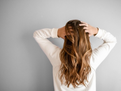 Tres beneficios del AOVE para tu cabello 